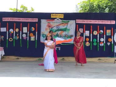 INDEPENDENCE DAY (4)
