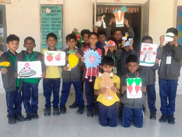 शिल्प कला/हस्त कला निर्माण गतिविधि