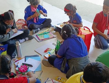 शिल्प कला/हस्त कला निर्माण गतिविधि