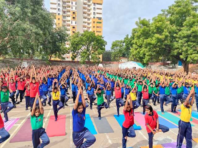 YOGA