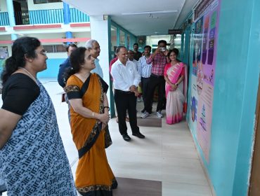 विद्यालय में निरीक्षण किया
