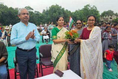 गर्व और देशभक्ति के साथ स्वतंत्रता दिवस मनाना।