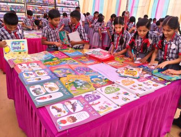 के वि ,ओ एन जी सी में पुस्तक मेला