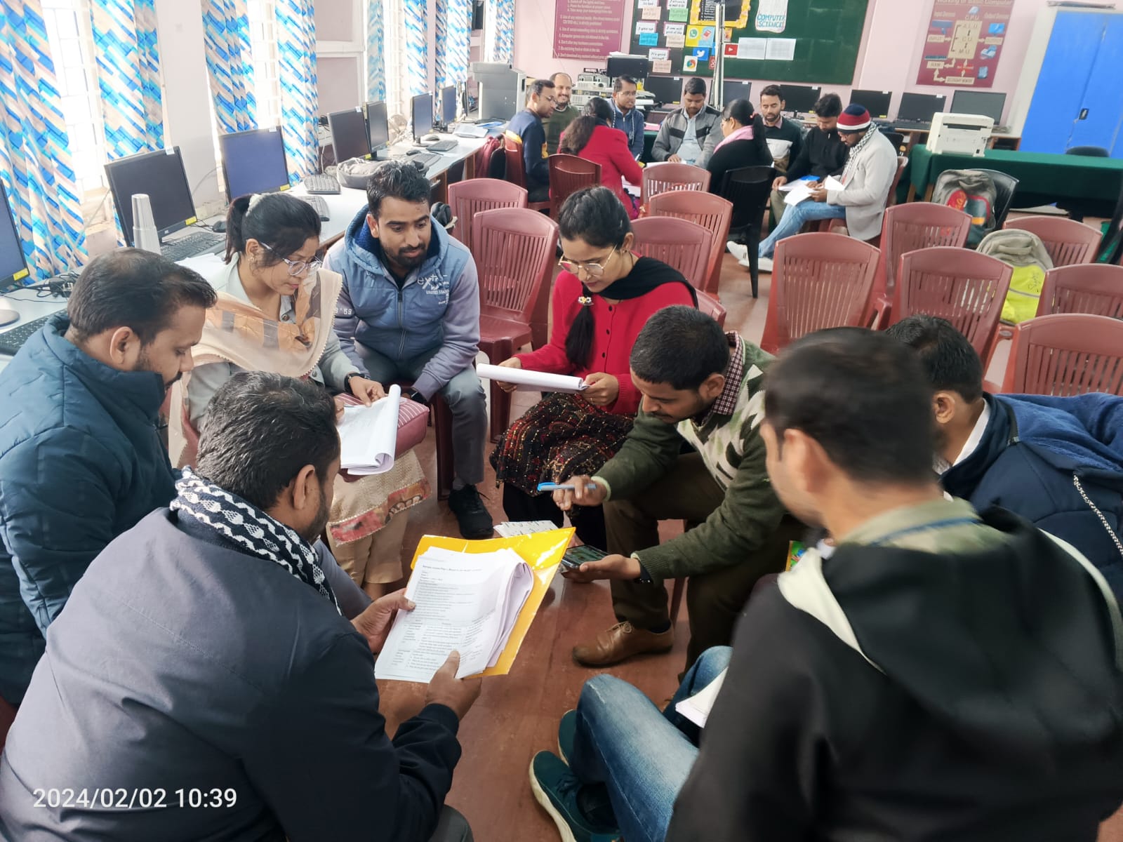 मूलभूत साक्षरता पर कार्यशाला