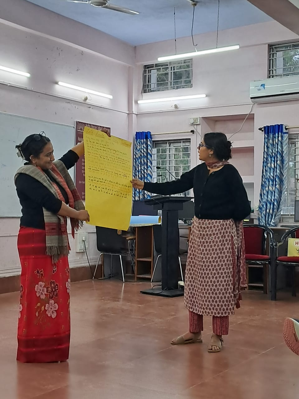 मूलभूत साक्षरता पर कार्यशाला