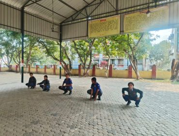 SCOUT & GUIDE