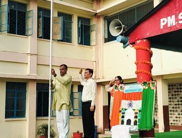 flag hoisting
