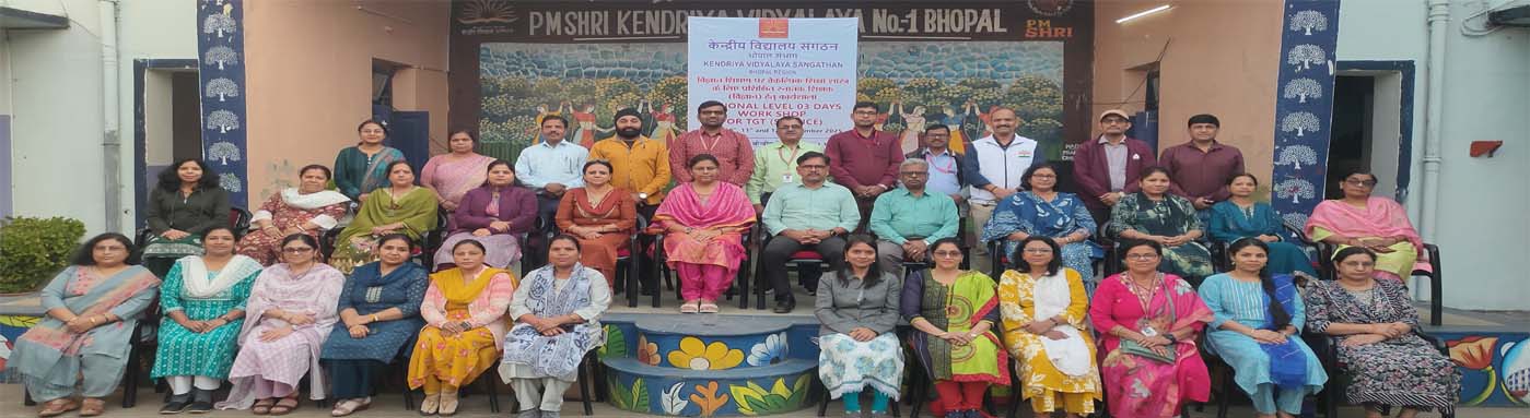 ROOPANTAr group photo