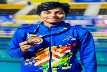 Kum Pramithi Gnanasekaran Class IX Bronze medal in Relay Swimming Khelo India event