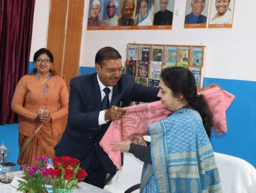 माननीय आयुक्त केवीएस का केवी एएफएस 2 जोधपुर और केवी सीकर का दौरा
