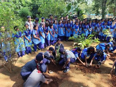 SCOUTS AND GUIDES F