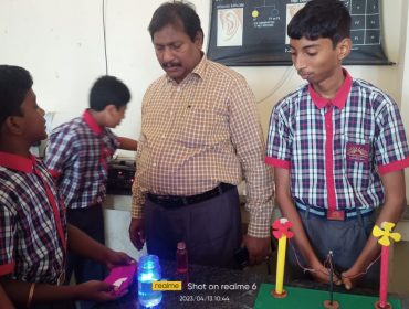 जेएनएनएसएमई स्कूल स्तरीय विज्ञान प्रदर्शनी