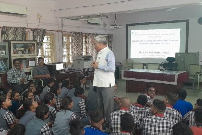 पूर्व उपायुक्त एवीएल जगन्नाथ राव, केवीएस आरओ भुवनेश्वर द्वारा परामर्श