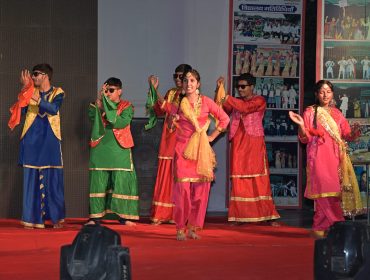 वार्षिक_दिवस