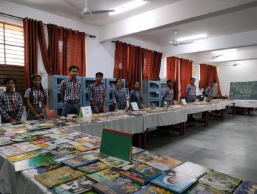 पुस्तकों की प्रदर्शनी