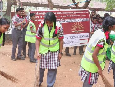 Cleanliness drive swachh bharat Sundar bharat 3