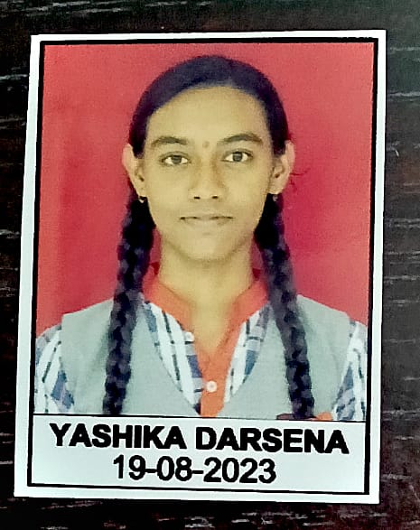 याशिका दरसेना