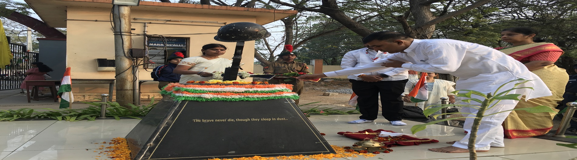 TRIBUTE TO SOLDIERS OF KV PICKET