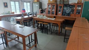 BIOLOGY LAB