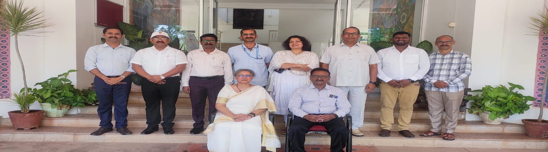 Bidding farewell to Ms. Menaxi Jain, Former Director of KVS ZIET Mysuru, with heartfelt gratitude for her inspiring leadership (4)