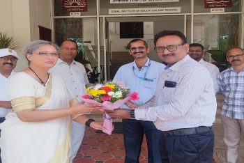 Bidding farewell to Ms. Menaxi Jain, Former Director of KVS ZIET Mysuru, with heartfelt gratitude for her inspiring leadership (5)