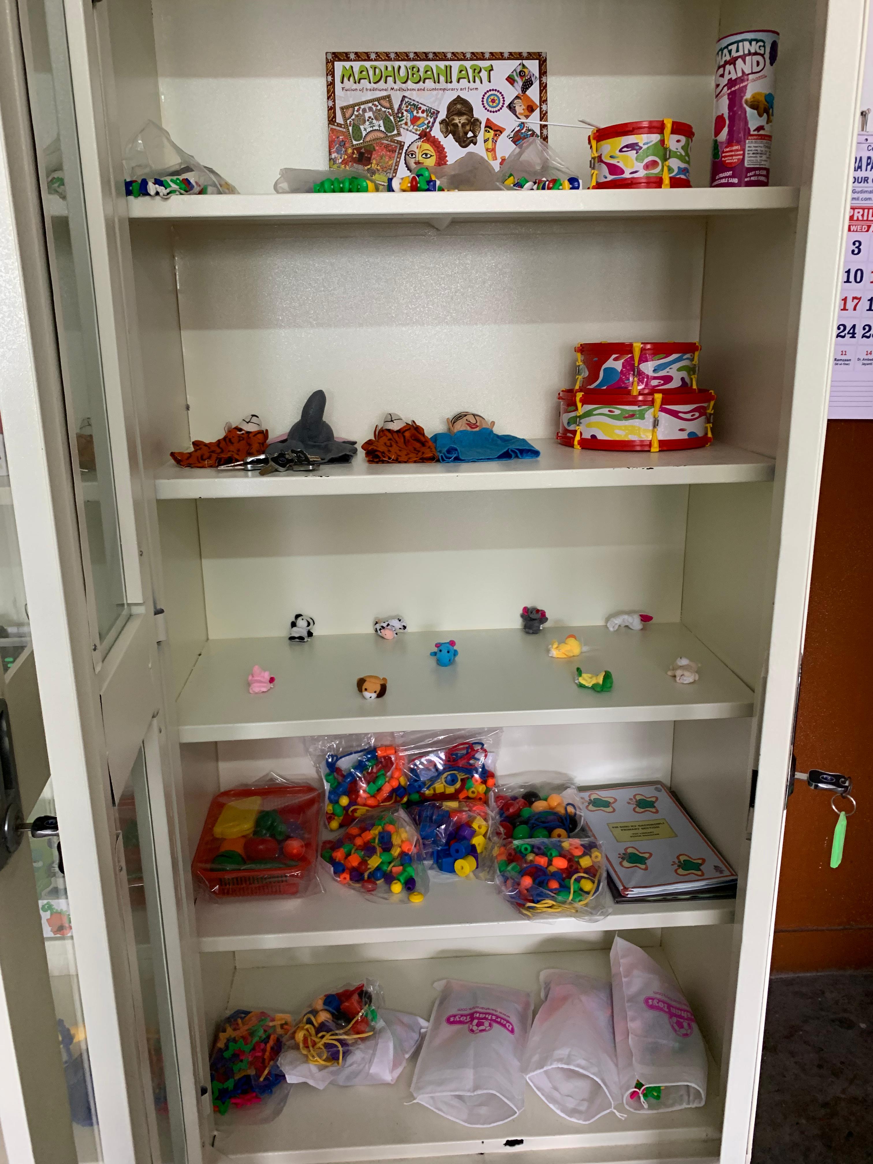 TOY LIBRARY