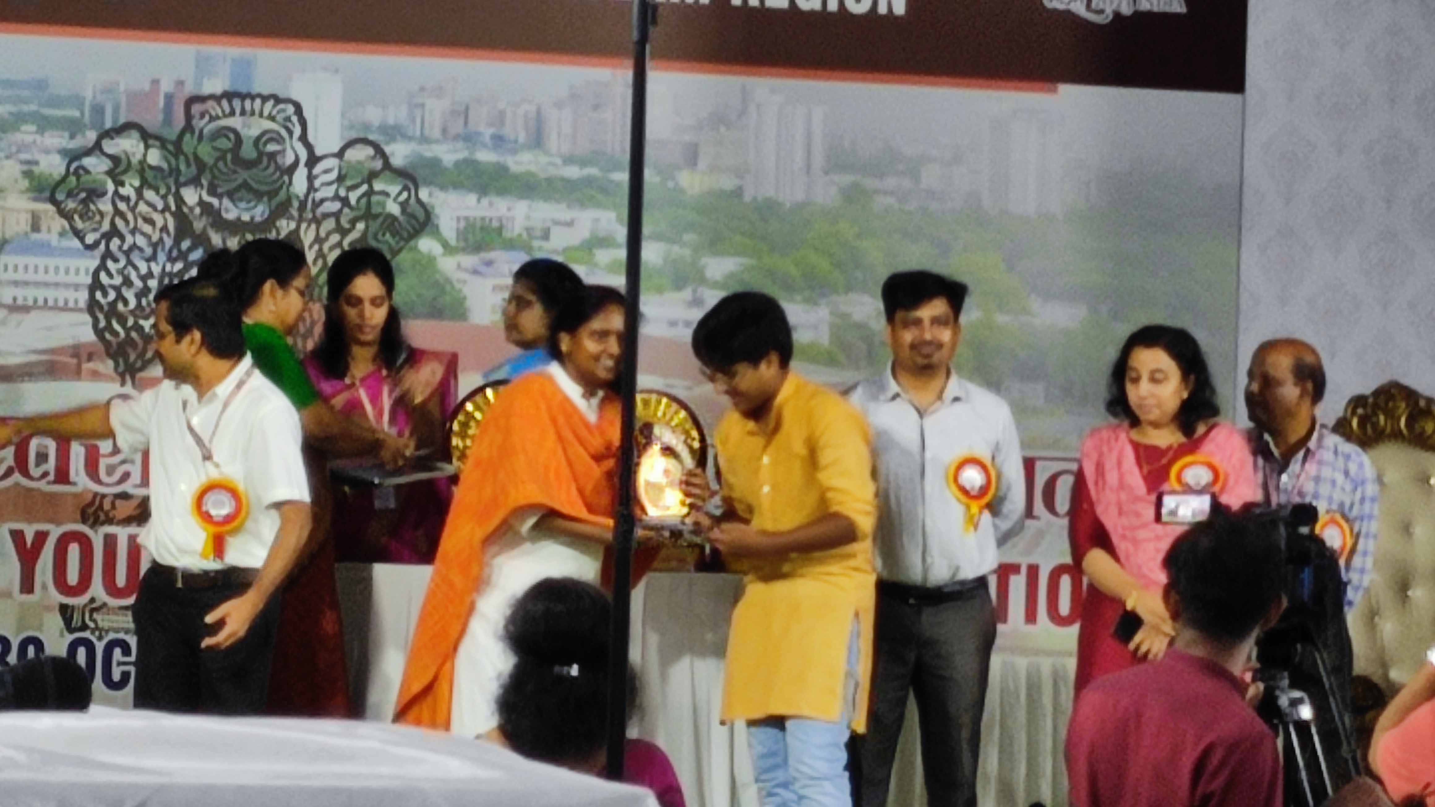 युवा संसद के विजेता एवं सांसद