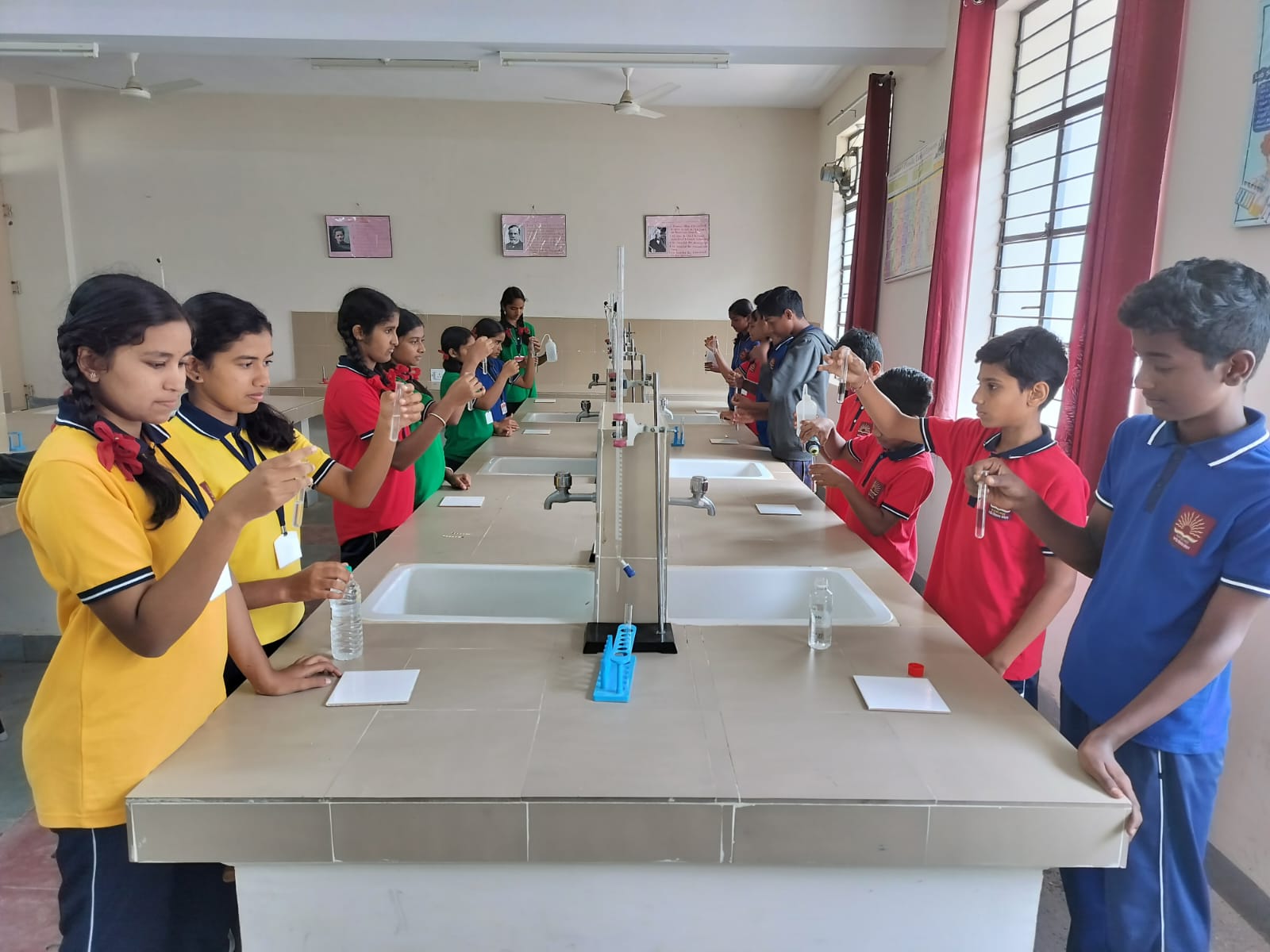 रसायन विज्ञान प्रयोगशाला