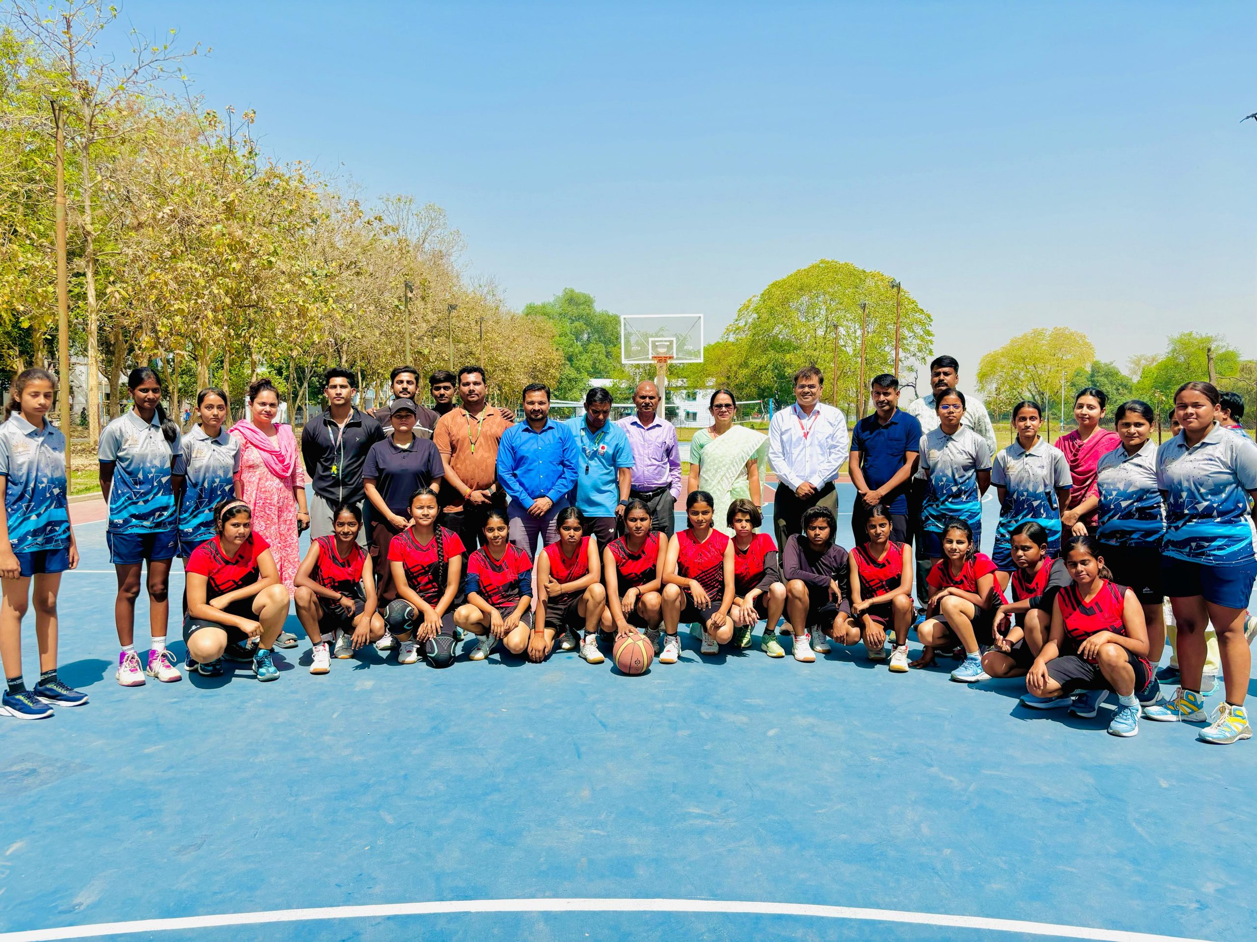 A visit of AC KVS RO Varanasi in Regional sports meet (11)