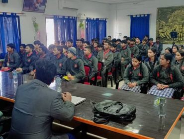 पीएम श्री योजना के तहत मार्गदर्शन और कैरियर परामर्श