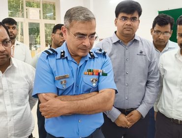 नवनिर्मित व्यावसायिक प्रयोगशाला का उद्घाटन