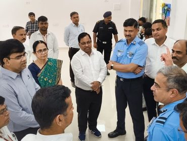 नवनिर्मित व्यावसायिक प्रयोगशाला का उद्घाटन