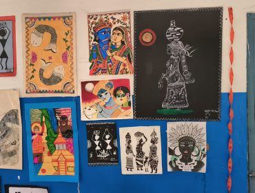 विद्यालय में कला प्रदर्शनी