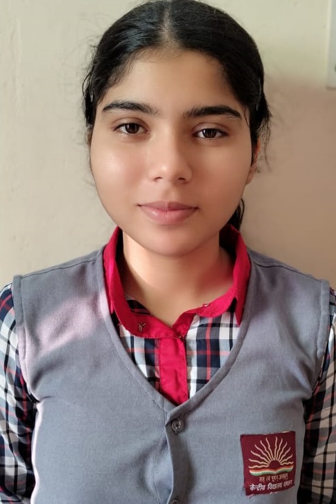 सृष्टि धस्माना 
