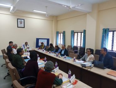 वि. प्र. समिति की मीटिंग