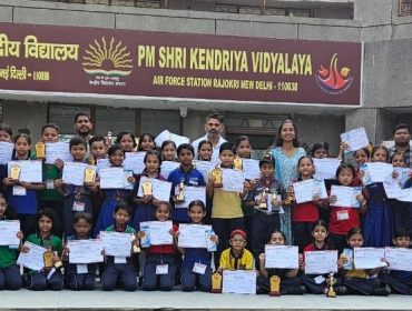 prize distribution primary section c, pm shri kv afs rajokri (5)