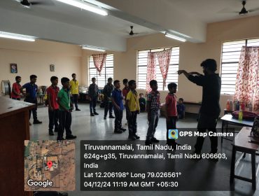 बैगलेस दिन 1 नृत्य