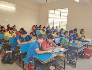 बैगलेस दिन 1 कढ़ाई