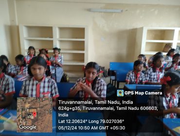 बैगलेस दिन 2 मूर्तिकला (मिट्टी)