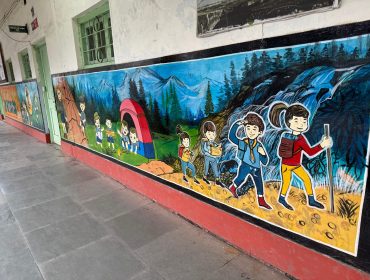 बात कर रही दीवार