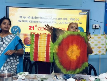 21वीं सदी के शिक्षण कौशल- टाई एंड डाई कार्यशाला