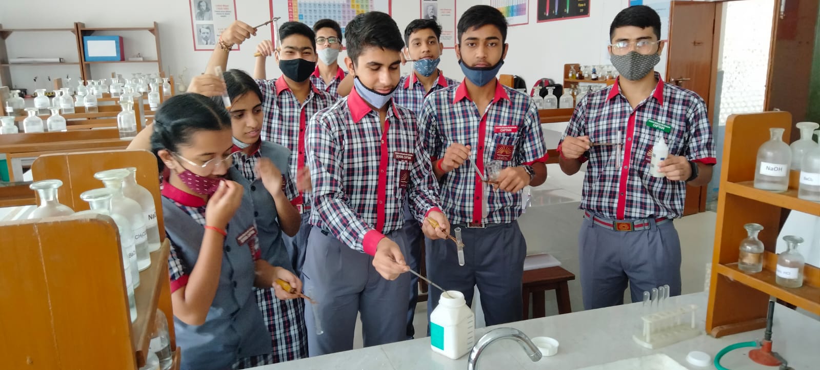 रसायन विज्ञान प्रयोगशाला गतिविधि