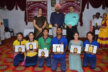 Prize Distribution_3