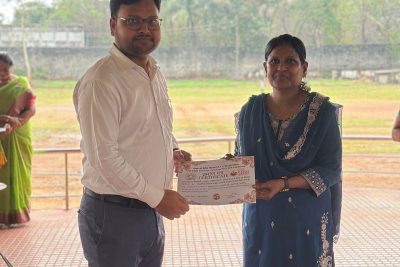 b7d08383-efcd-4b2b-a4e5-c8badde2e789