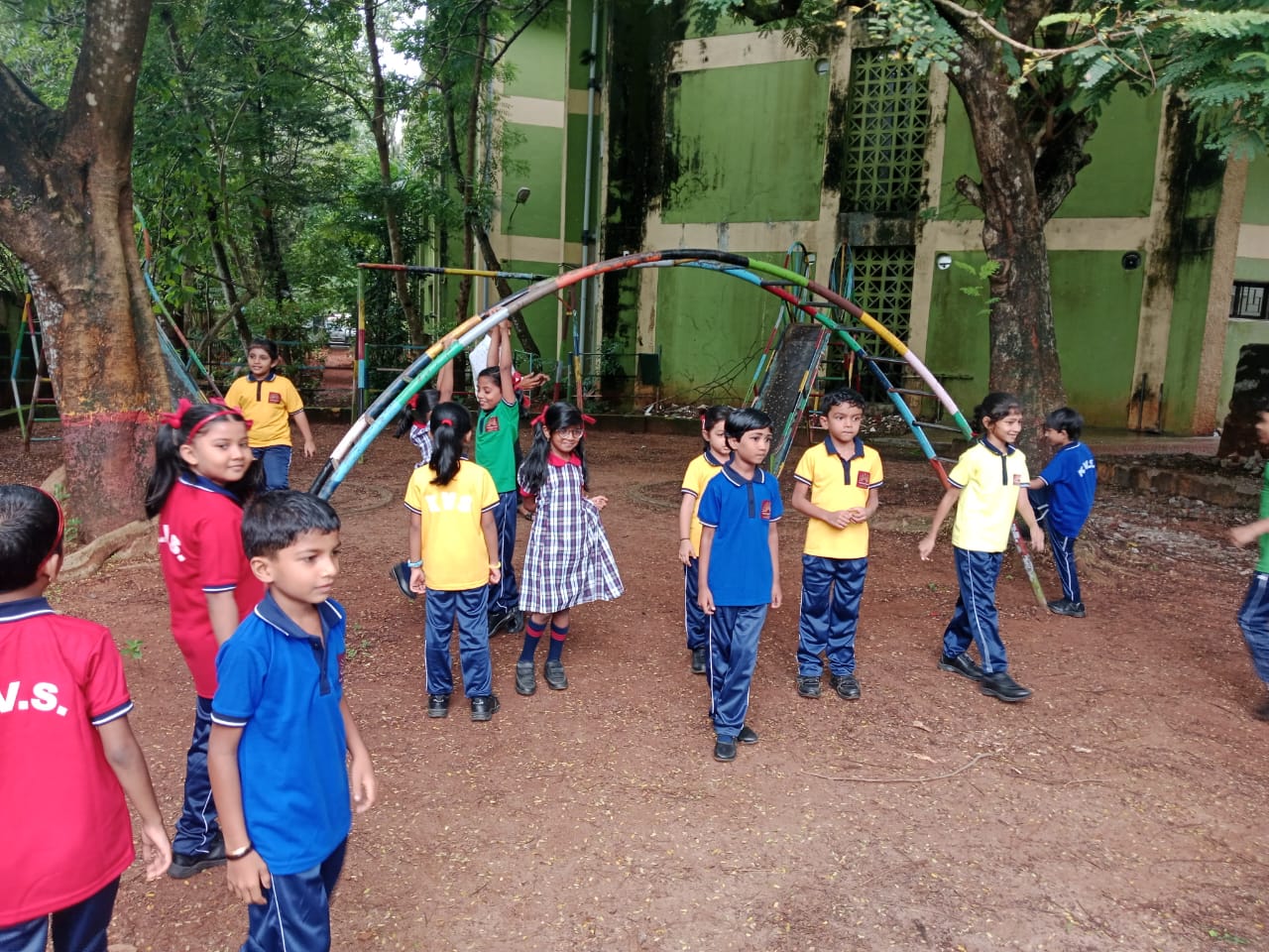 मजेदार दिन