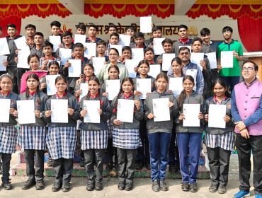 farewell of class 12 (5)