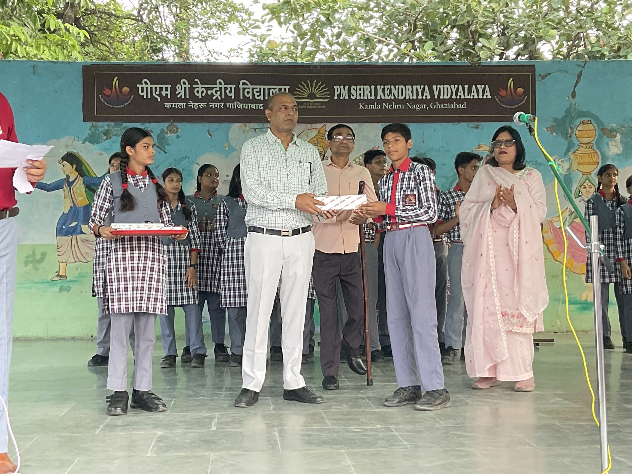 Adobe boot camp for students ----prize distribution