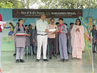 Adobe boot camp for students ----prize distribution