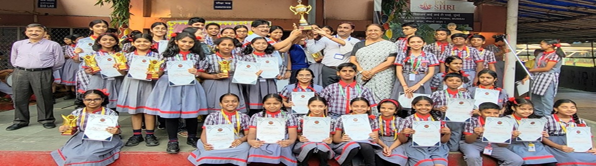 PM SHRI IIT POWAI won Best School Rolling Trophy in Literature Fest 2.0, 2024, conducted by IIT Campus School, Mumbai