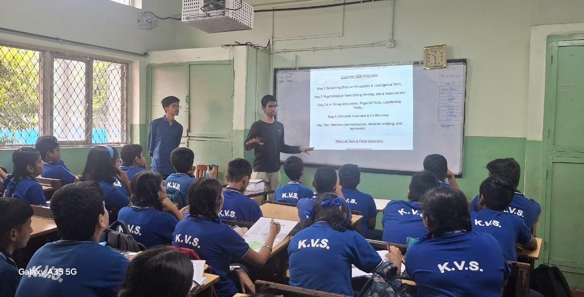 आईआईटीबी के रिसर्च स्कॉलर्स द्वारा करियर काउंसलिंग